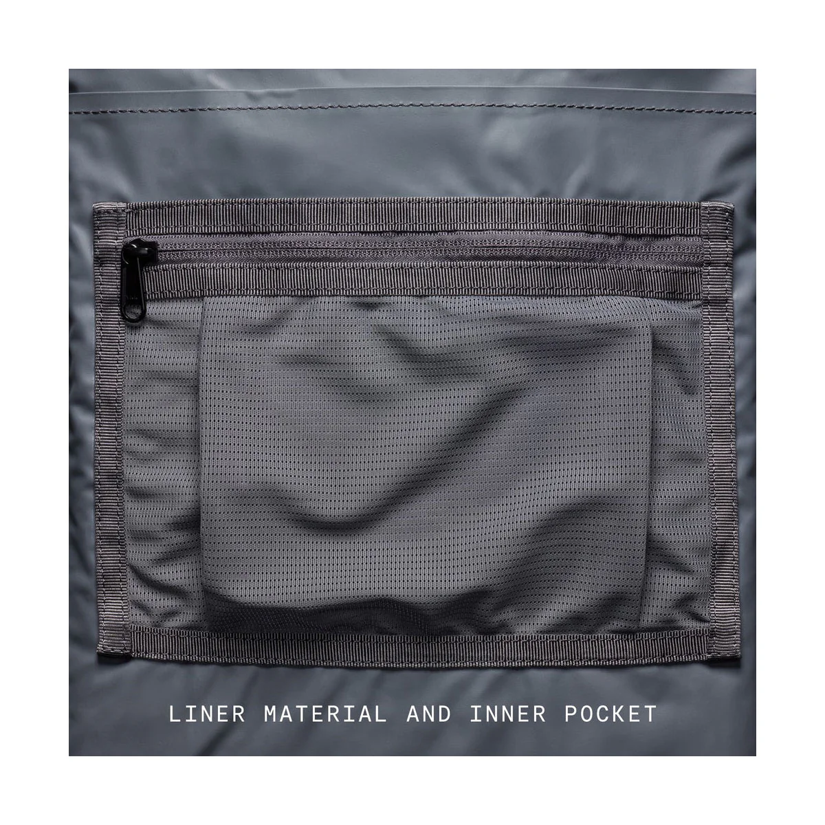 Chrome Industries : Barrage Cargo Bag 22L : Black - Image 7