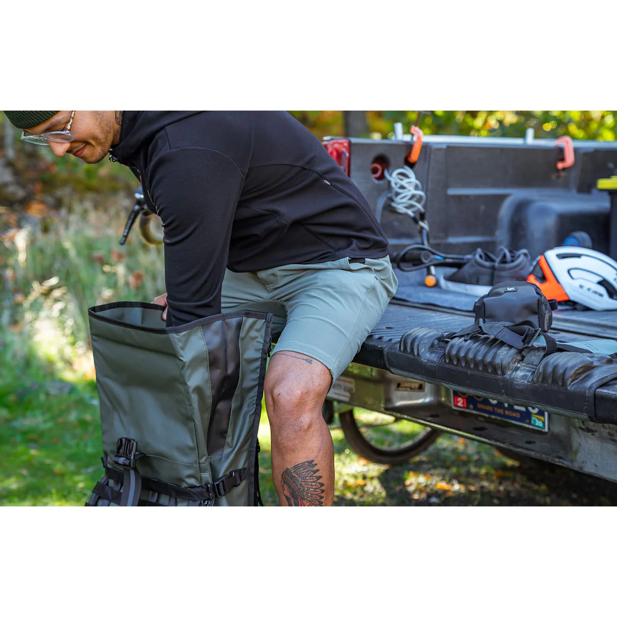 Chrome Industries : Barrage Freight 34L Pack : Black - Image 11