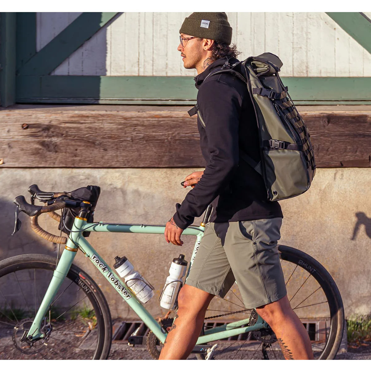 Chrome Industries : Barrage Freight 34L Pack : Black - Image 9