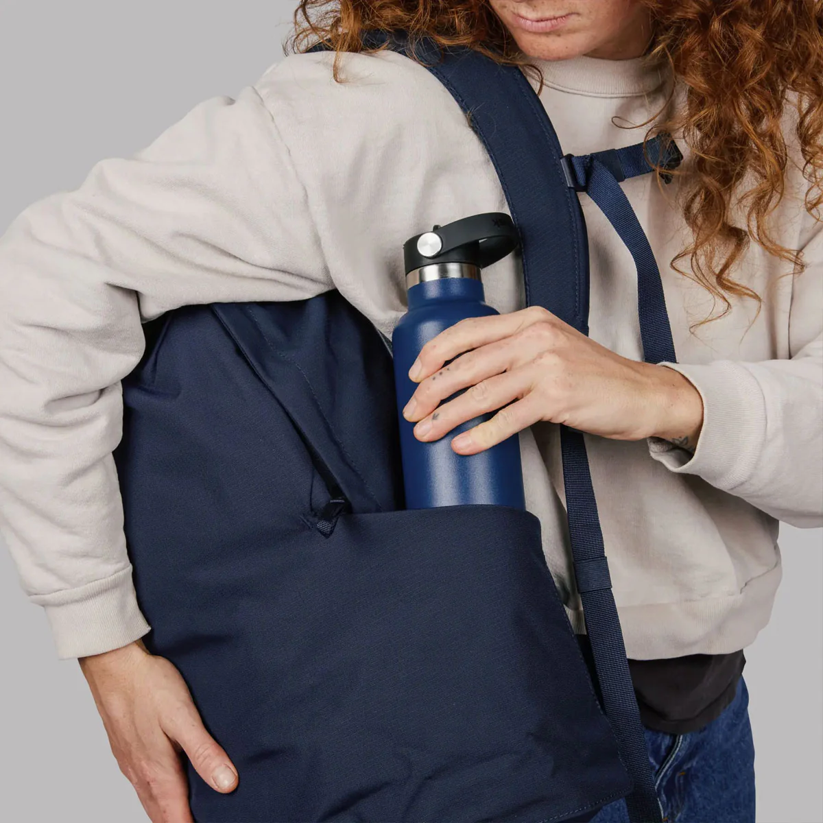 Moment : Everything Travel Pack 28L : Black - Image 14