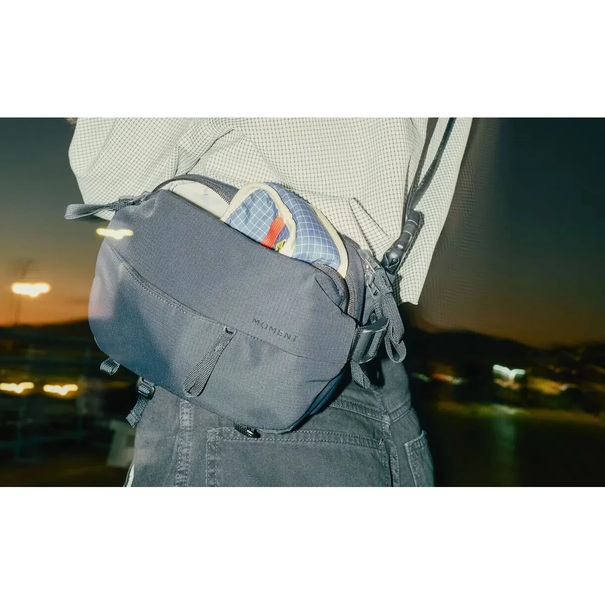 [PO] Moment : Everything Sling 2L : Black - Image 10